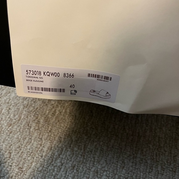 Gucci Platform Sandals - Picture 2 of 9